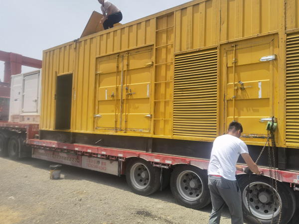 沿滩除了负载情况和发动机维护,还有哪些因素会影响 200kw 柴油发电机的油耗?