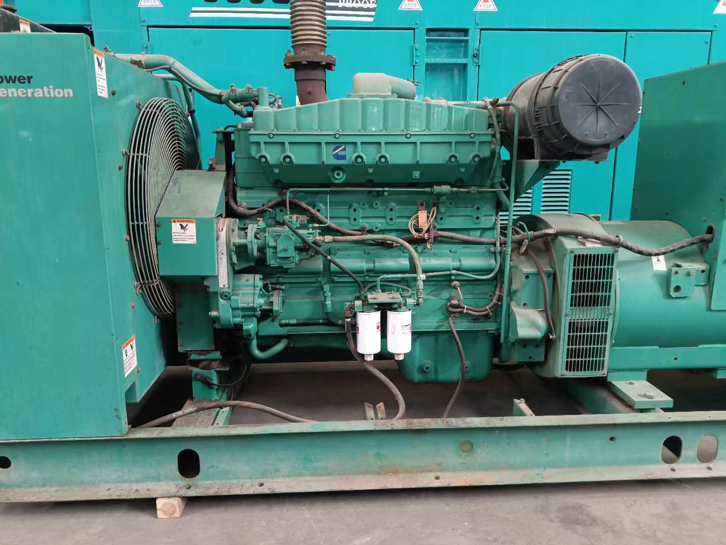 沿滩过载会对 600kW 柴油发电机组造成哪些损害？